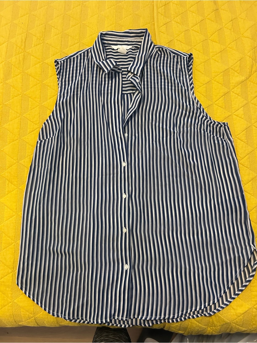H&M Navy and White Sleeveless Striped Button-Down Shirt